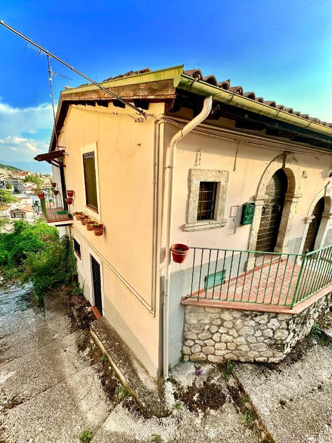 Willa Casa San Ferrante Celano Zewnętrze zdjęcie